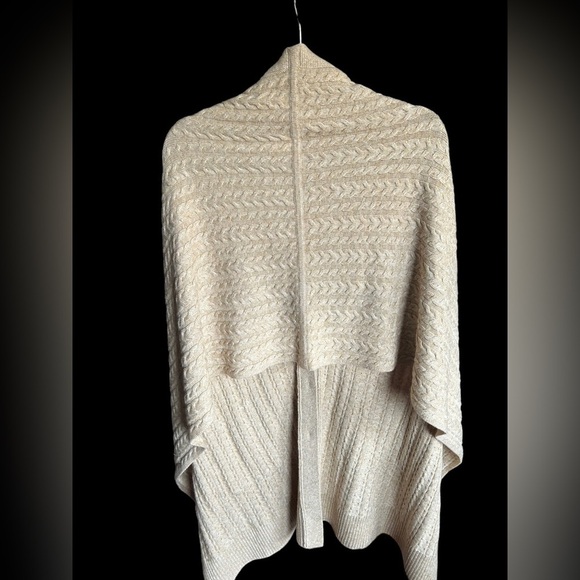 NWOT Worth New York beige sweater cardigan size small, extra buttons - Picture 2 of 8